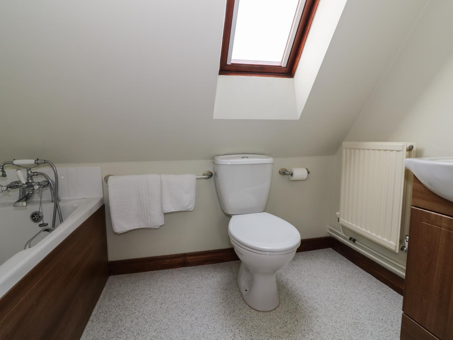 The Lodge Off High Street Hadleigh  Bagian luar foto